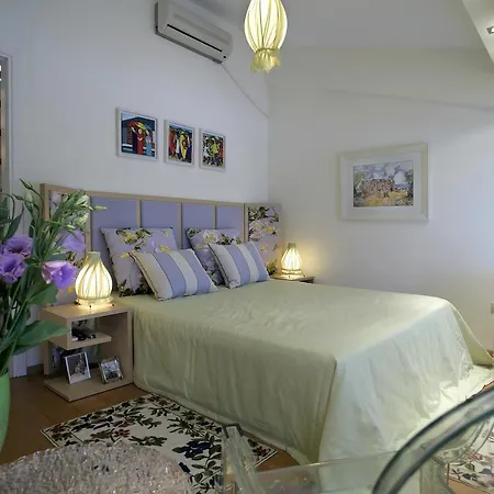 Villa Efi *